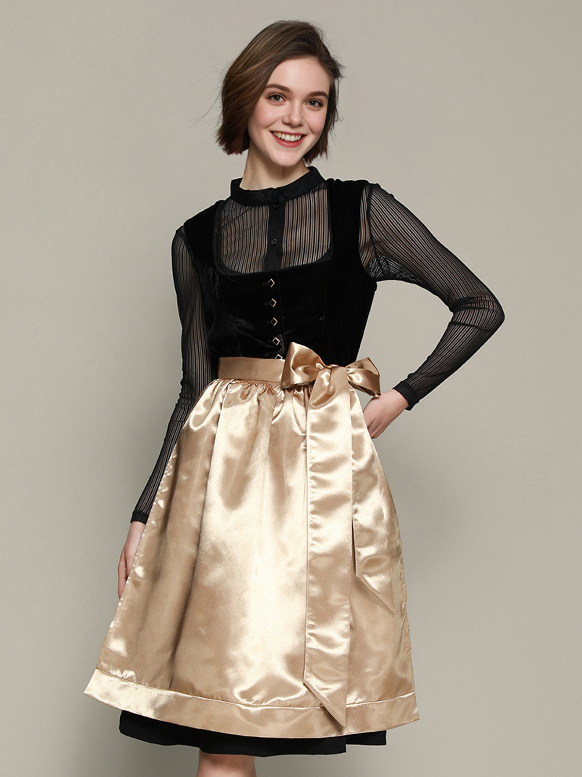 Dirndl Lang Rot – Eleganz und Tradition vereint