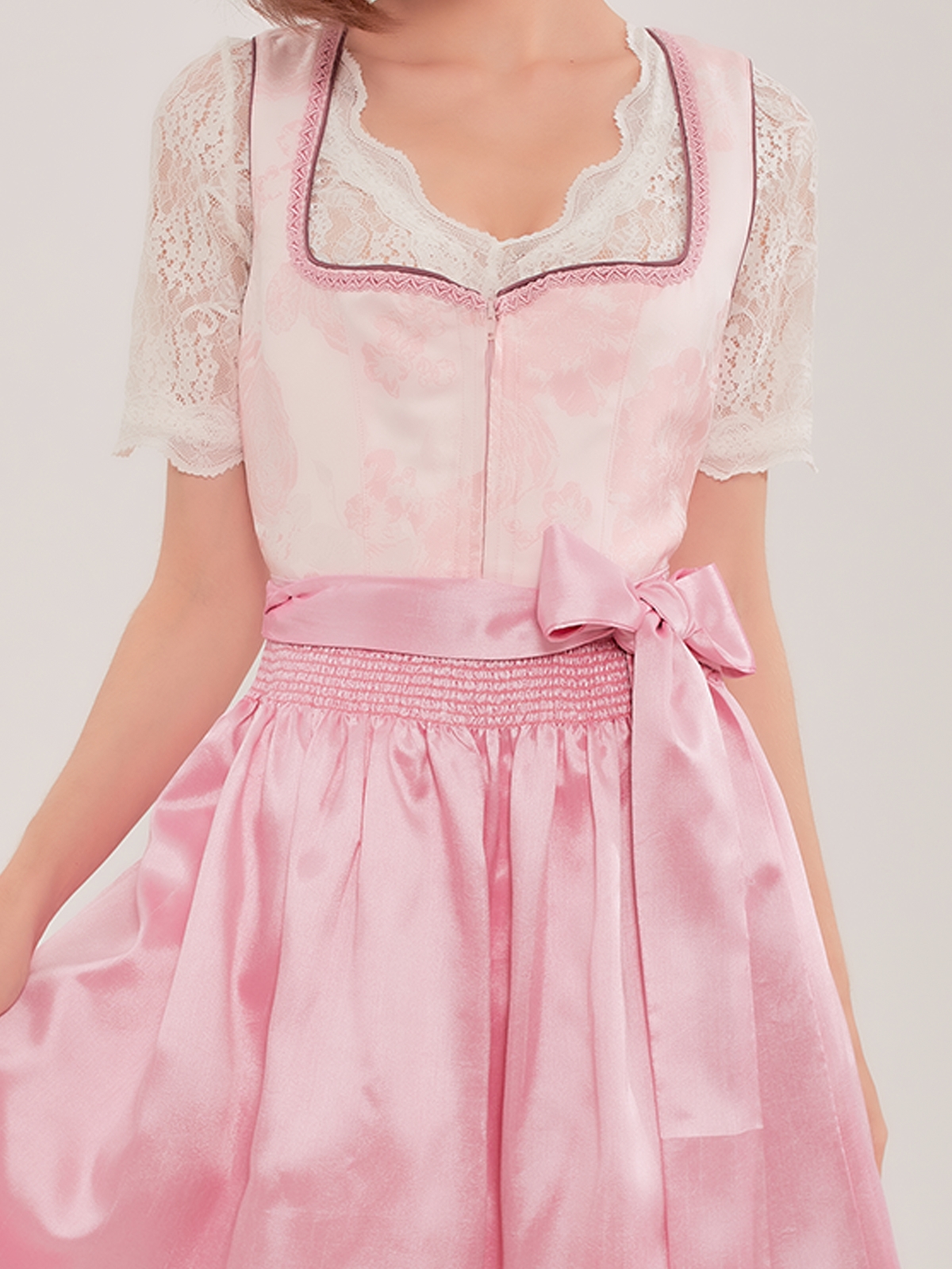Dirndl in Blau