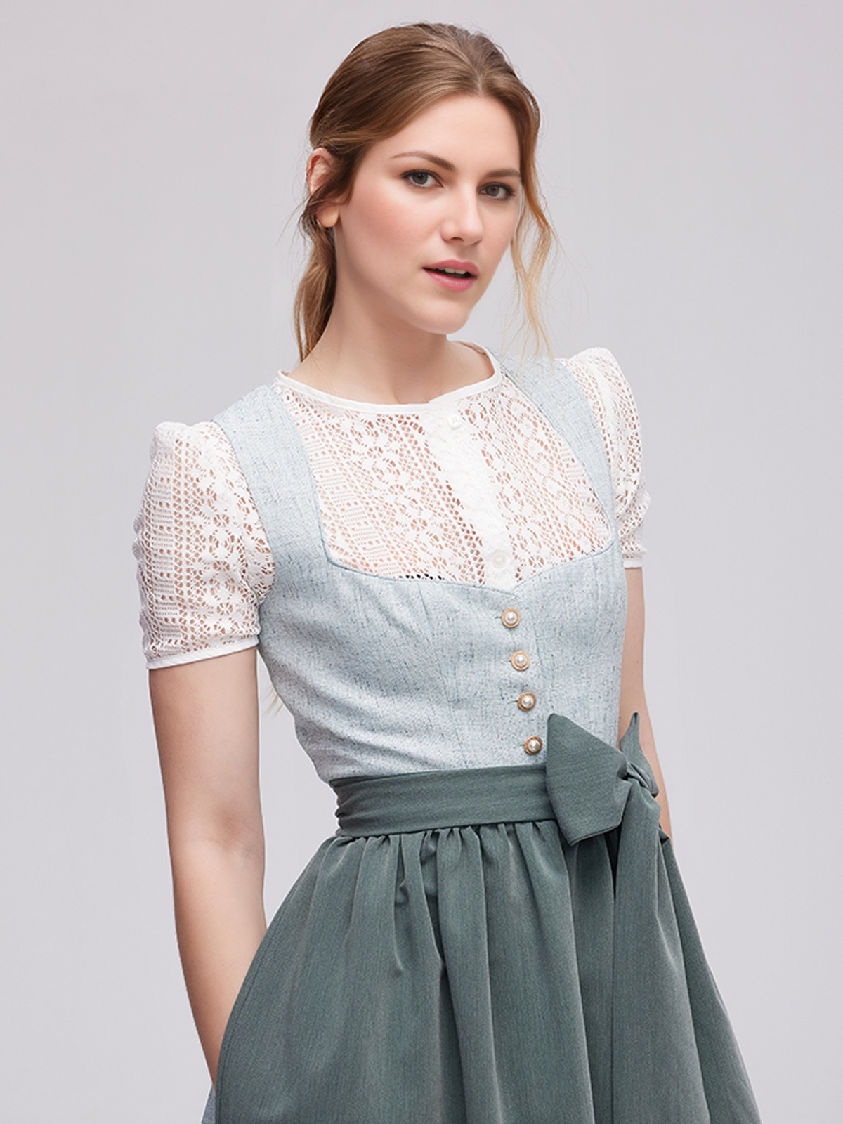 Dirndl Bluse Blau in Grün