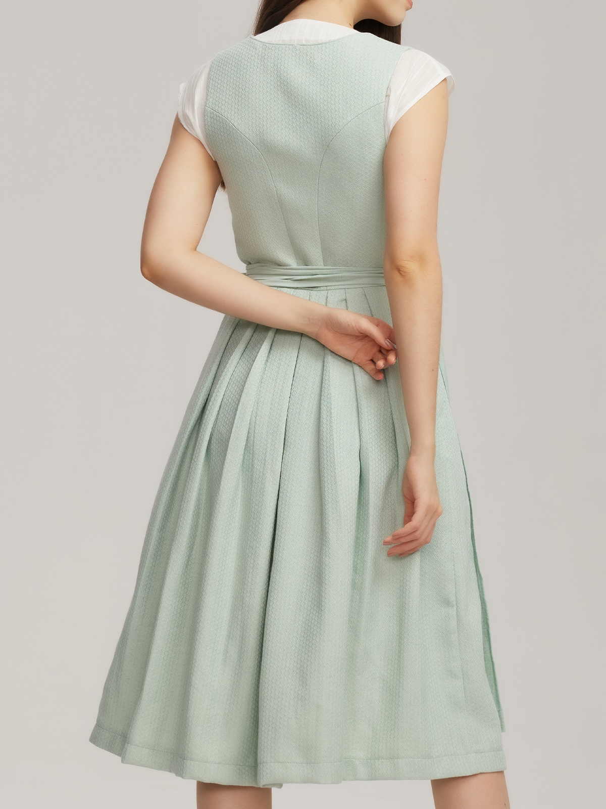 Modernes Ja Mei Dirndl in Grün