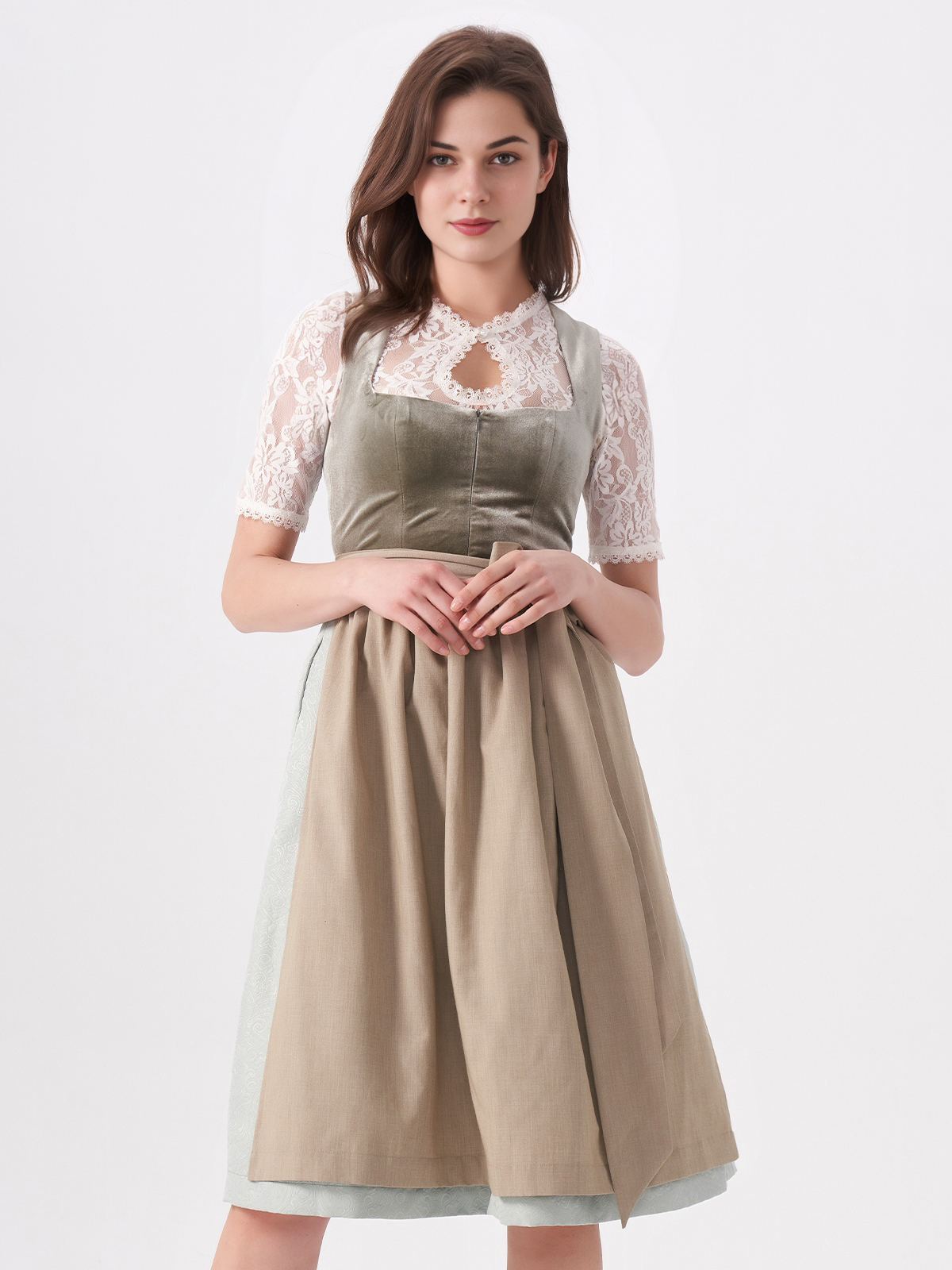 Modernes Dirndl in Grün – perfekt für Stadt und Fest