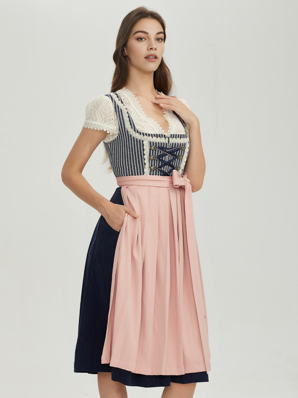 Mini Dirndl in Blau