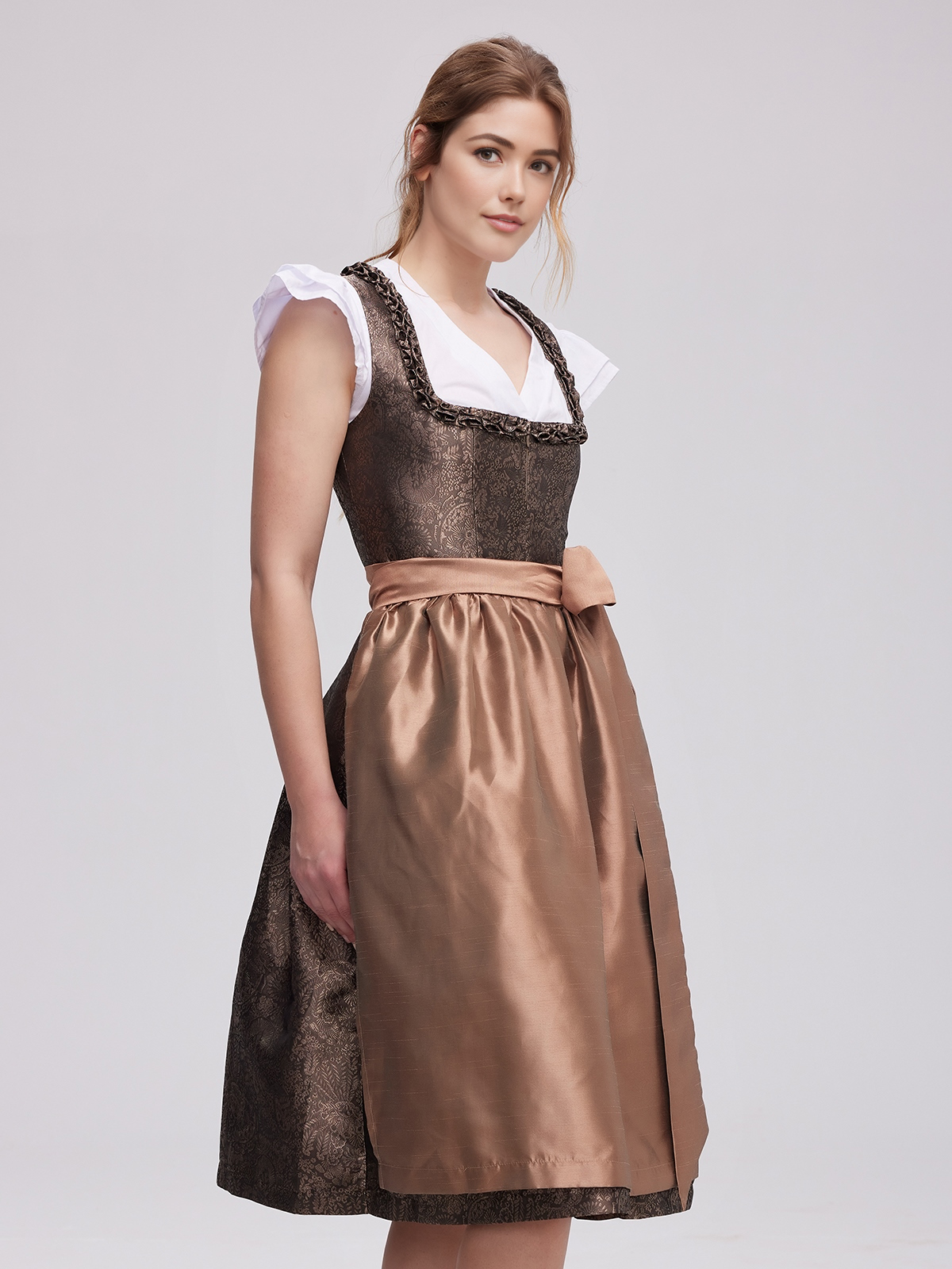 Dirndl Gelb Midi mit hochgeschlossener Bluse