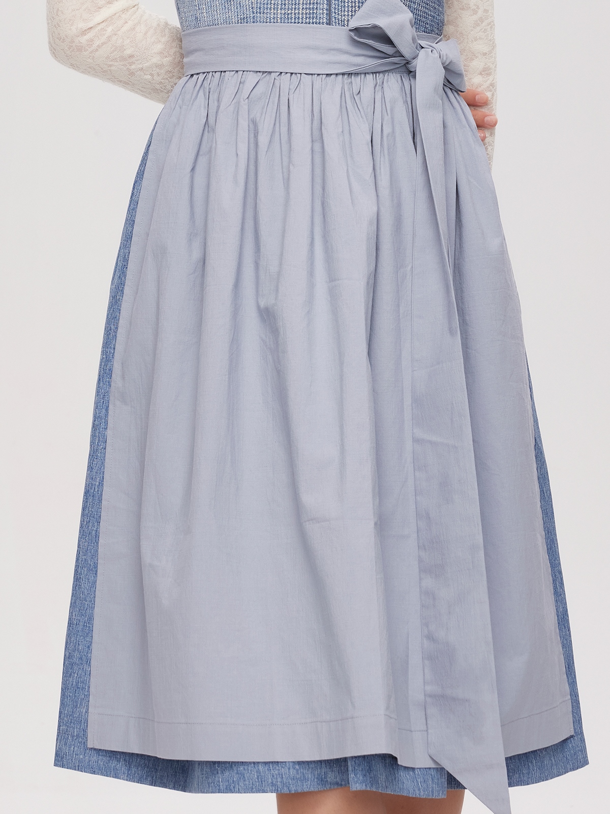 Dirndl in Blau